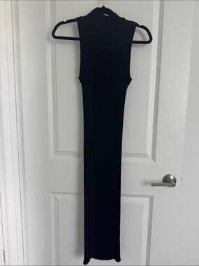 Zara Black Sleeveless Ribbed Maxi Dress